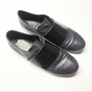 Lili Mill Navy Leather SlipOn Flat Oxfords 8.5